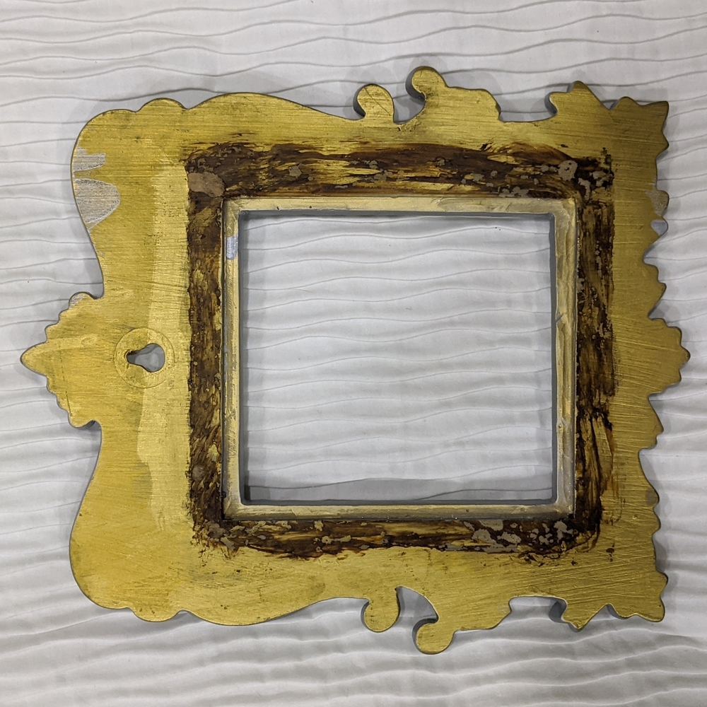 Wall-hanging Photo Frame - Picture 2 of 9
